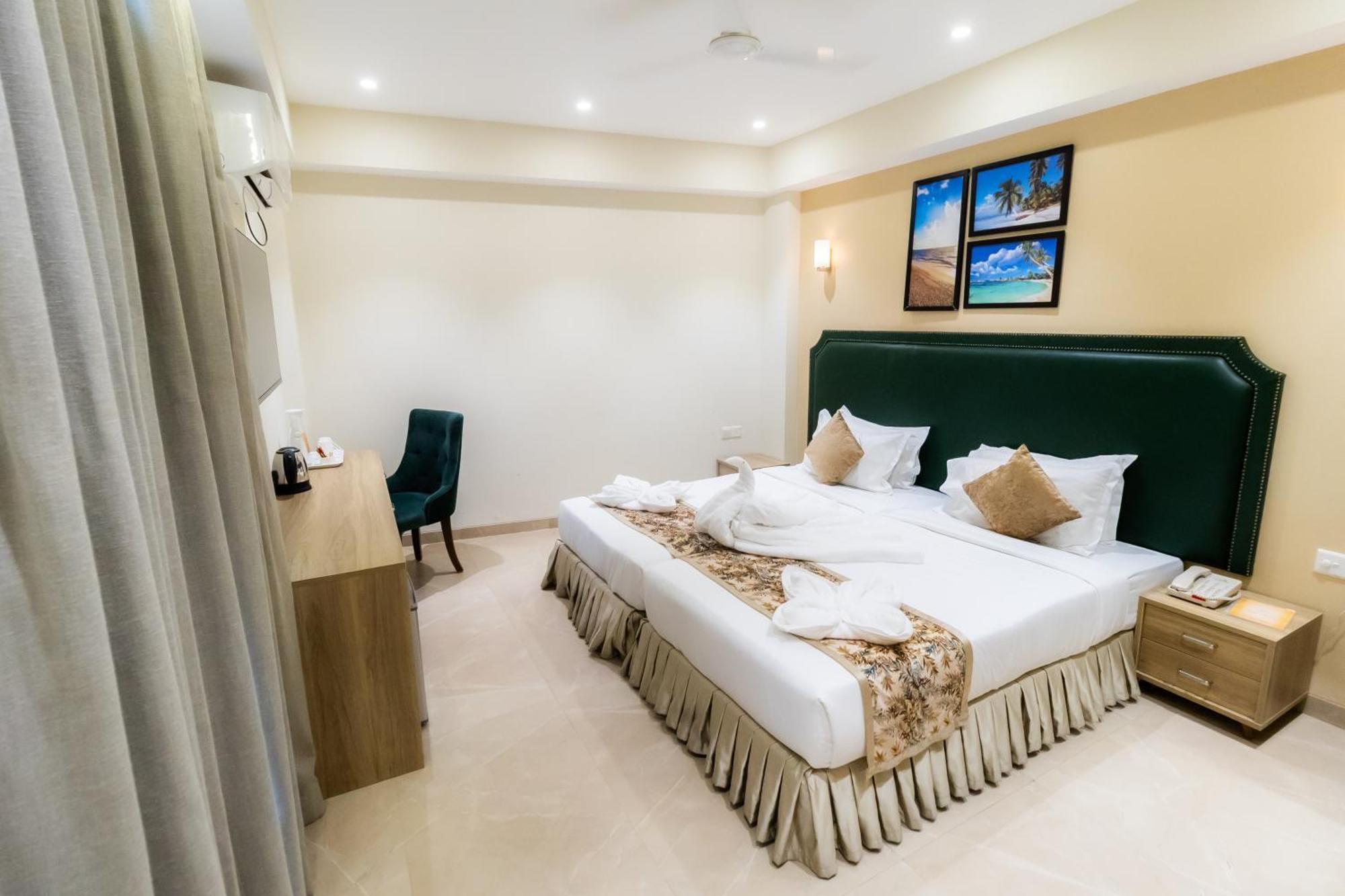 Superior Twin Room
